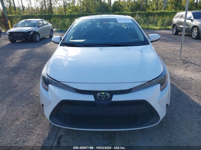 Toyota COROLLA LE 2022 5YFEPMAE2NP355879 Image 12