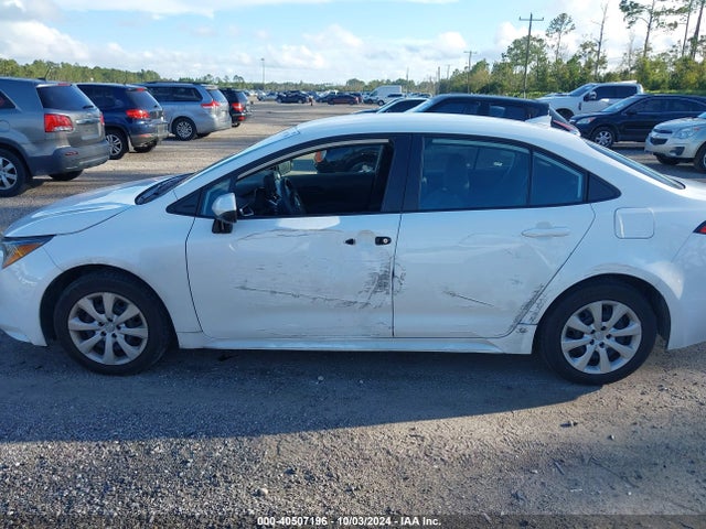 Toyota COROLLA LE 2022 5YFEPMAE2NP355879 Image 6