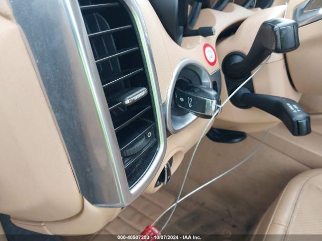 WP1AF2A21GKA40440 Porsche Cayenne Diesel
