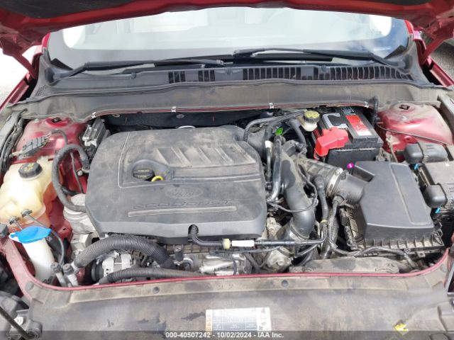 3FA6P0HD2FR210935 Ford FUSION SE