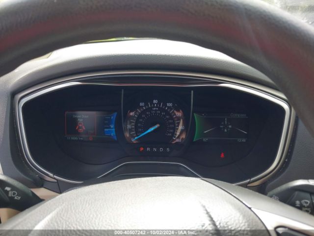 3FA6P0HD2FR210935 Ford FUSION SE