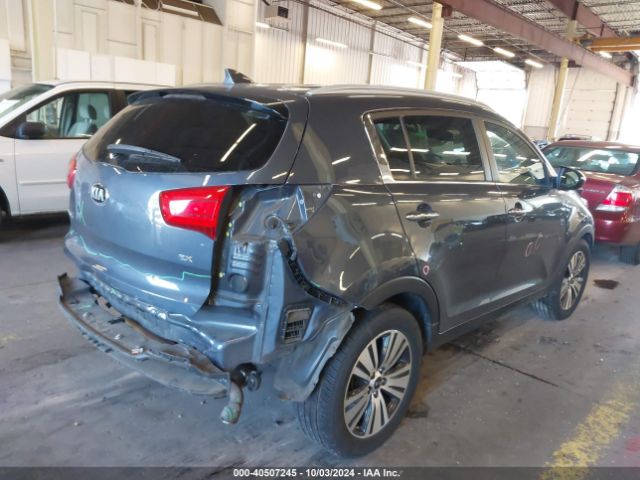 KNDPCCAC2F7761757 KIA Sportage Ex