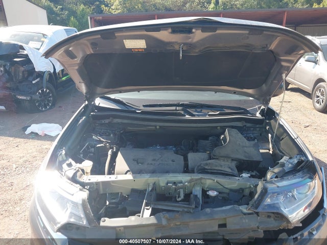 JA4AD2A3XKZ005082 Mitsubishi Outlander Es
