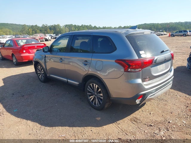 JA4AD2A3XKZ005082 Mitsubishi Outlander Es