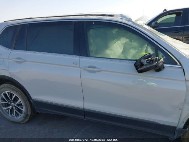 3VV3B7AX5JM203994 Volkswagen Tiguan 2.0t Se/2.0t Sel