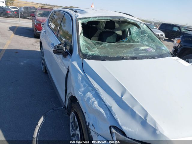3VV3B7AX5JM203994 Volkswagen Tiguan 2.0t Se/2.0t Sel