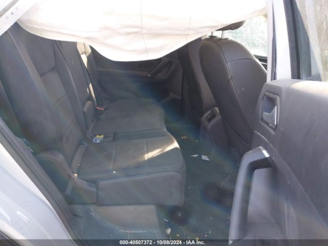 3VV3B7AX5JM203994 Volkswagen Tiguan 2.0t Se/2.0t Sel