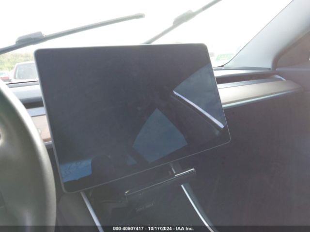 5YJ3E1EB7KF194660 Tesla Model 3 Long Range/performance