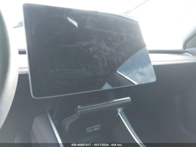 5YJ3E1EB7KF194660 Tesla Model 3 Long Range/performance