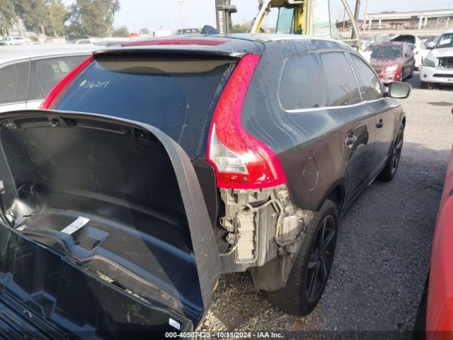 YV4902DZ8E2530124 Volvo Xc60 T6 R-design Platinum