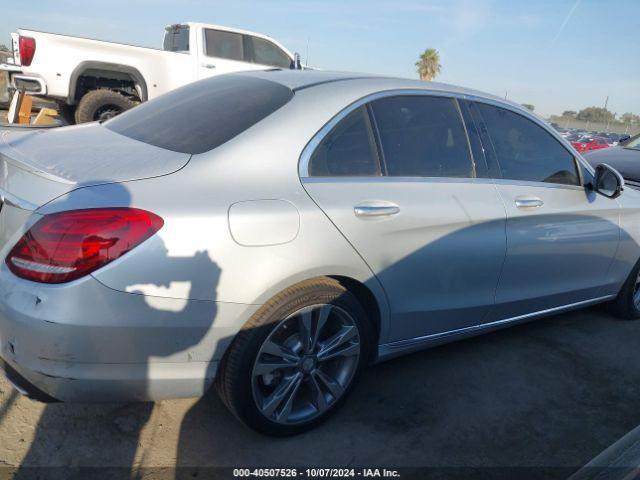 55SWF4JB8GU166924 Mercedes-Benz C 300 Luxury/sport