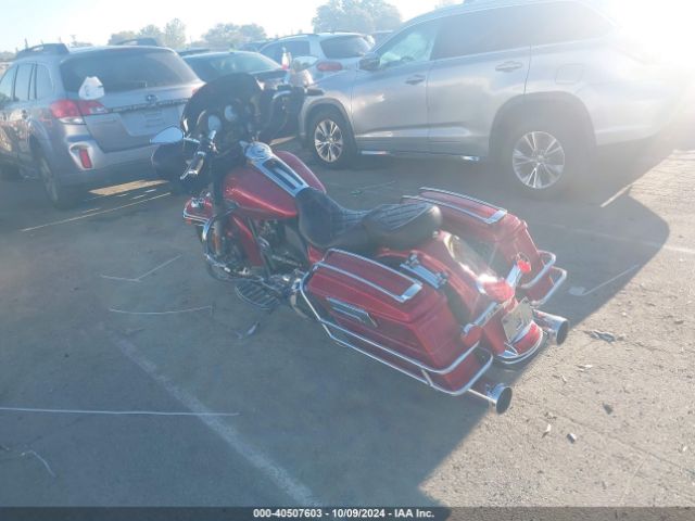 2013 HARLEY-DAVIDSON FLHTCU 1HD1FCM19DB605523 Photo 2