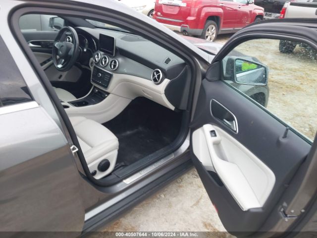 WDCTG4GB1HJ286044 Mercedes-Benz Gla 250 4matic