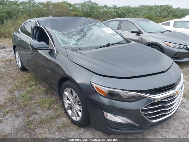 1G1ZD5ST3KF118844 Chevrolet MALIBU LT
