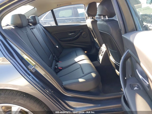 WBA8A3C59JA495073 BMW 320i Xdrive