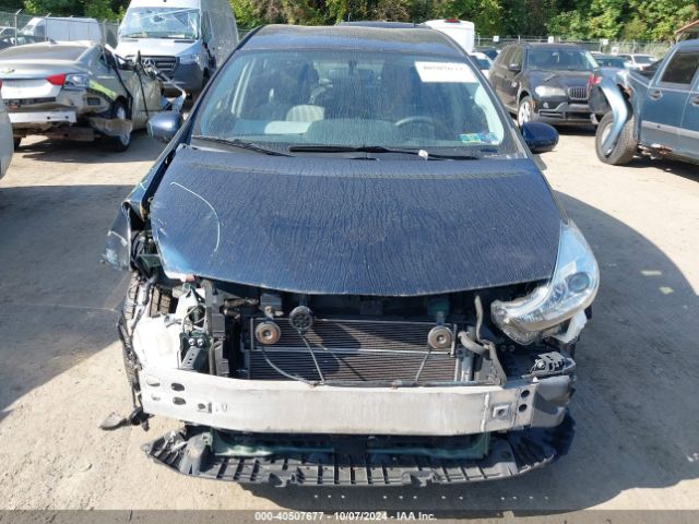 JTDZN3EU8HJ062838 Toyota Prius V Three