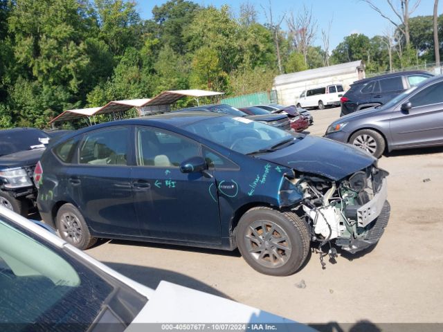 JTDZN3EU8HJ062838 Toyota Prius V Three