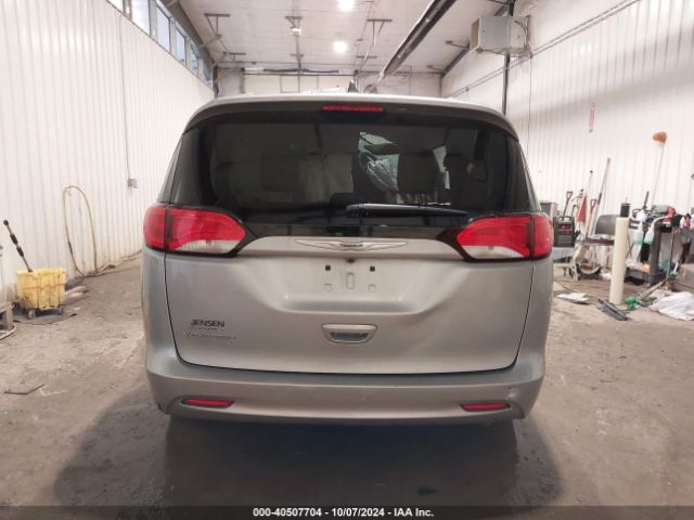2C4RC1DG9MR537831 Chrysler Voyager Lxi