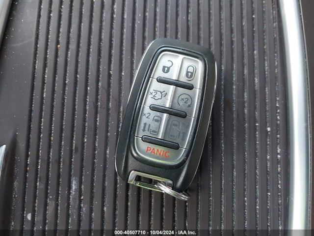 2C4RC1EG2JR113532 Chrysler Pacifica Touring L Plus