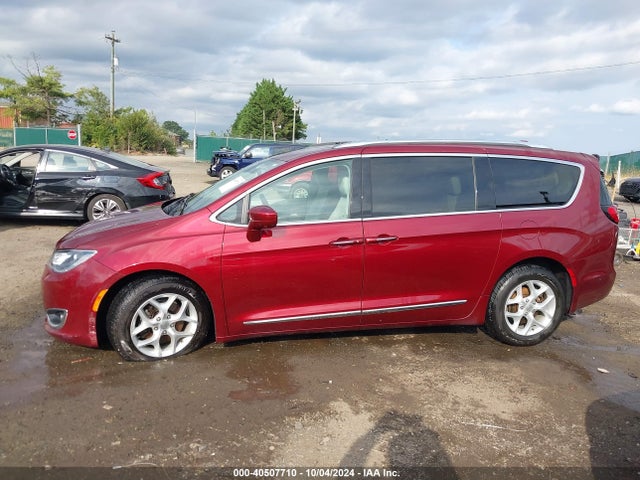 Chrysler Pacifica Touring L Plus 2018 2C4RC1EG2JR113532 Image 14