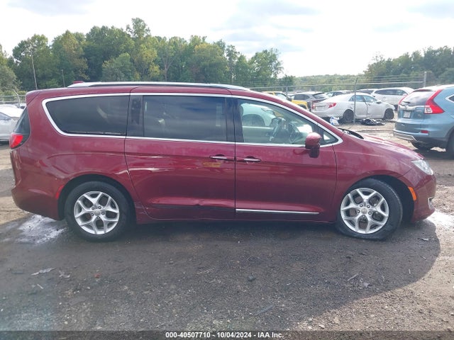 2C4RC1EG2JR113532 Chrysler Pacifica Touring L Plus