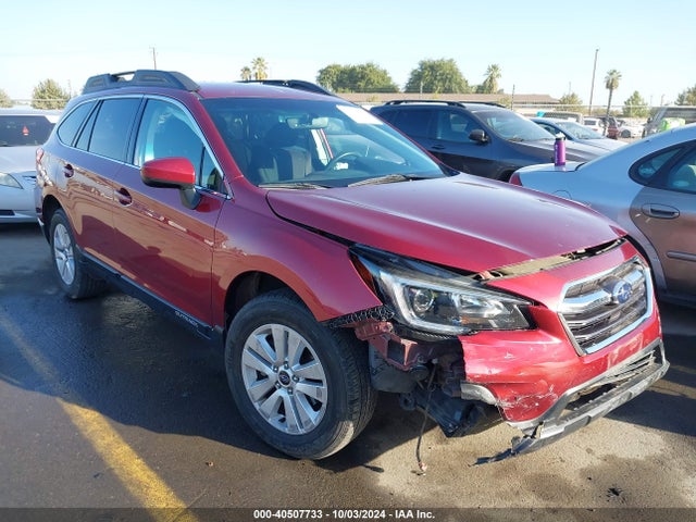 Subaru Outback 2.5i Premium 2018 4S4BSACC1J3364387 Image 1