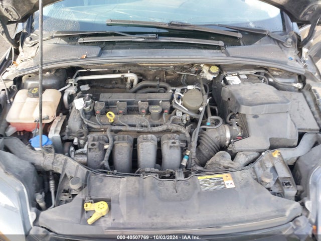 Ford Focus Titanium 2014 1FADP3N20EL199913 Image 10