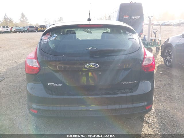Ford Focus Titanium 2014 1FADP3N20EL199913 Image 16