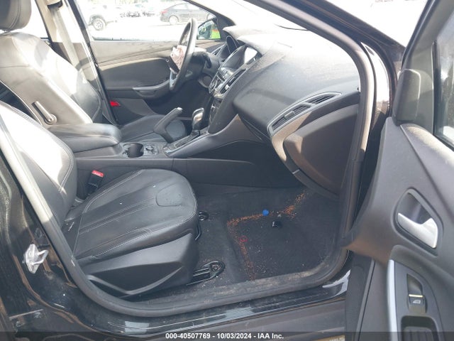 Ford Focus Titanium 2014 1FADP3N20EL199913 Image 5