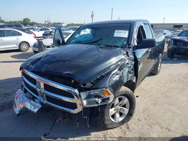 1C6RR6FG5KS730764 RAM 1500 Classic Tradesman Quad Cab 4x2 6'4 Box