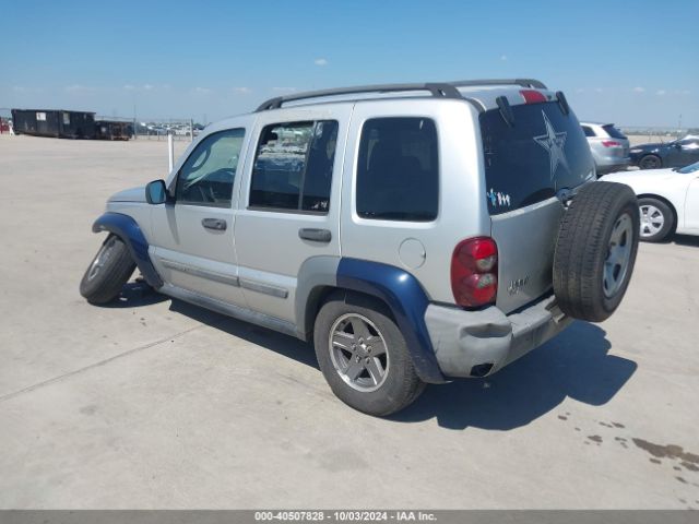 1C4NJPFA3ED618523 Jeep Patriot Latitude