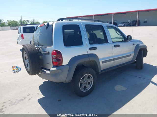 1C4NJPFA3ED618523 Jeep Patriot Latitude