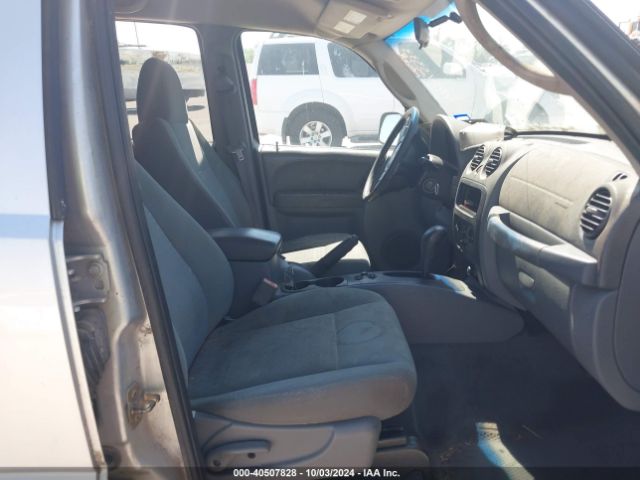 1C4NJPFA3ED618523 Jeep Patriot Latitude