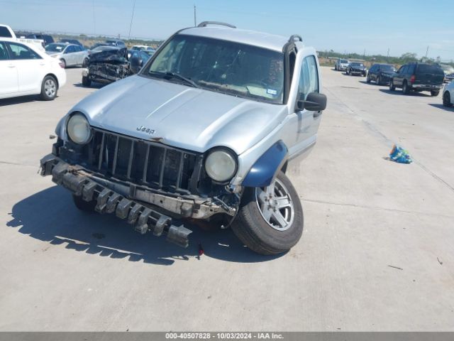 1C4NJPFA3ED618523 Jeep Patriot Latitude