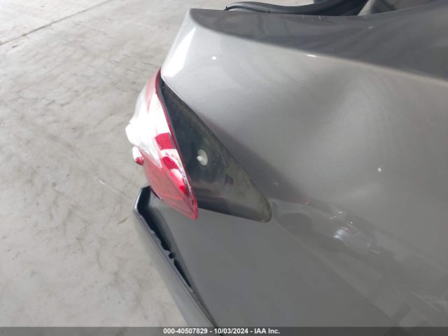2T1BURHE1FC342511 Toyota COROLLA LE