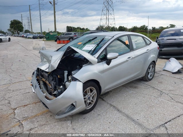Ford FIESTA SE 2019 3FADP4BJ2KM128644 Image 2