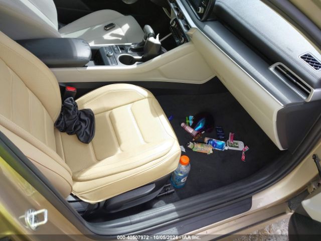 5XXG14J25MG075557 KIA K5 LXS