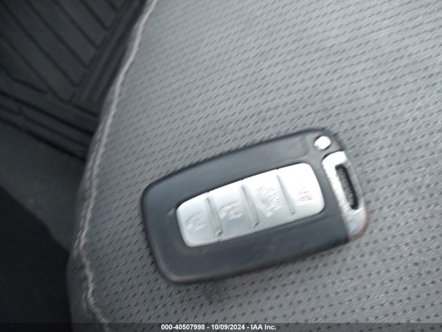 40507998 :رقم المزاد ، KMHEC4A48BA002495 vin ، 2011 Hyundai Sonata Hybrid مزاد بيع