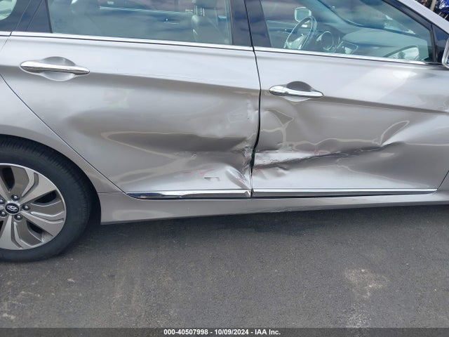 40507998 :رقم المزاد ، KMHEC4A48BA002495 vin ، 2011 Hyundai Sonata Hybrid مزاد بيع
