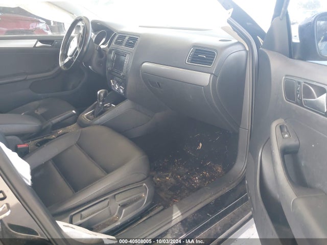 3VWDB7AJ1HM263213 Volkswagen Jetta 1.4t Se