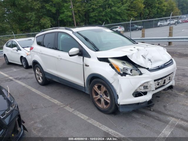 1FMCU0GX7EUB00693 Ford ESCAPE SE