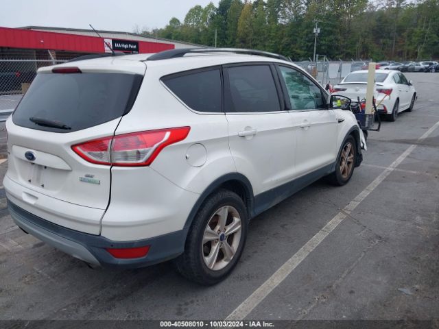 1FMCU0GX7EUB00693 Ford ESCAPE SE