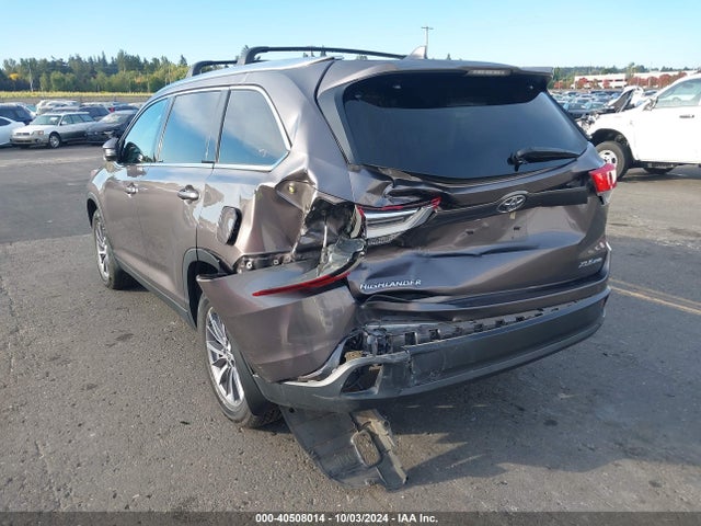 Toyota Highlander Xle 2019 5TDJZRFH2KS947097 Image 6