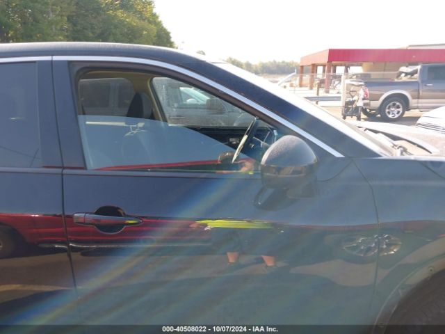 5N1AT3BA4MC753470 Nissan Rogue Sv Fwd