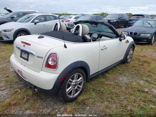 2014 MINI ROADSTER WMWSY1C54ET719558 Photo 3