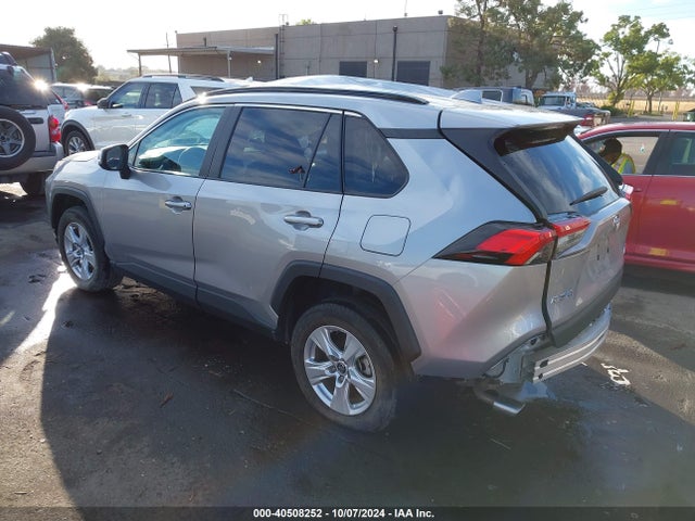 Toyota Rav4 Xle 2020 2T3P1RFV3LC074470 Image 3