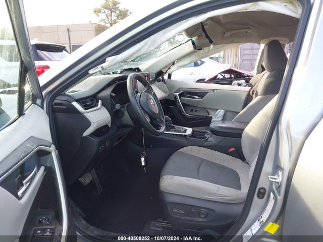 Toyota Rav4 Xle 2020 2T3P1RFV3LC074470 Image 5
