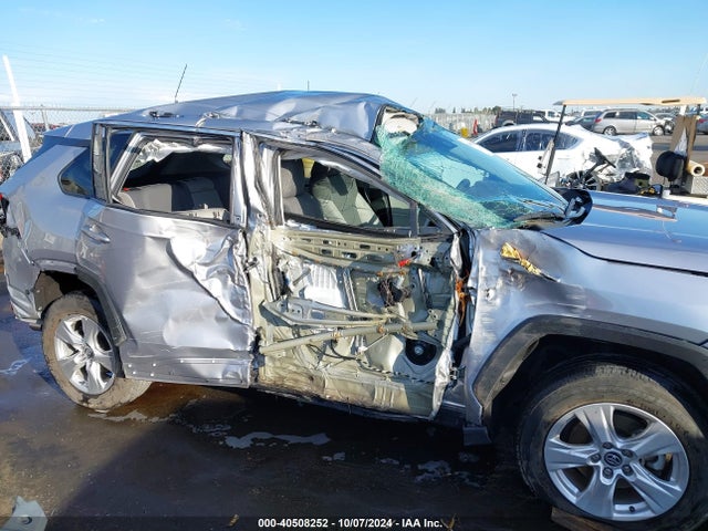 Toyota Rav4 Xle 2020 2T3P1RFV3LC074470 Image 6
