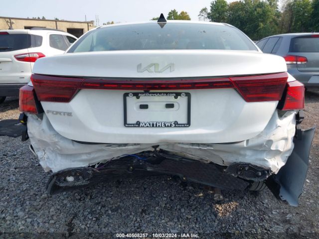 3KPF24AD7RE720638 KIA Forte Lxs