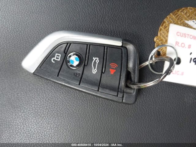 5UXTR7C56KLF32021 BMW X3 Sdrive30i